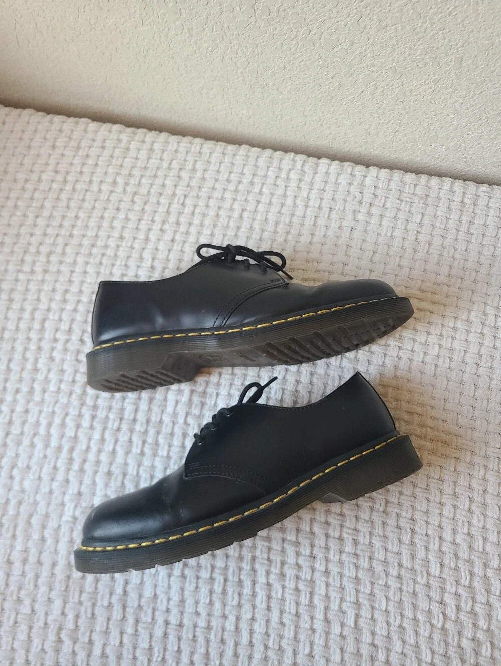 Dr. Martens Classic Black Leather Oxford Shoes Men's Size 10